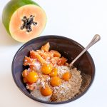 Papaya-Frühstücksbowl