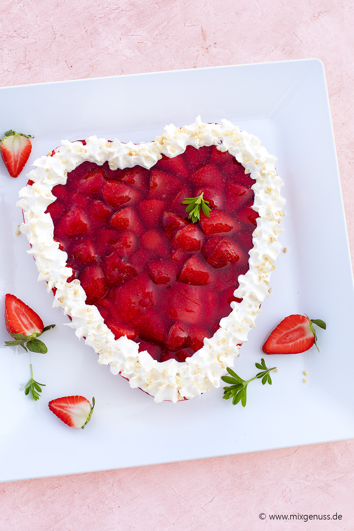 Erdbeer-Herzkuchen