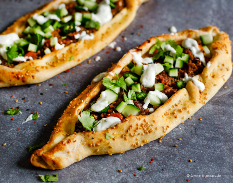 Pide mit Hackfleisch-Füllung – MixGenuss Blog