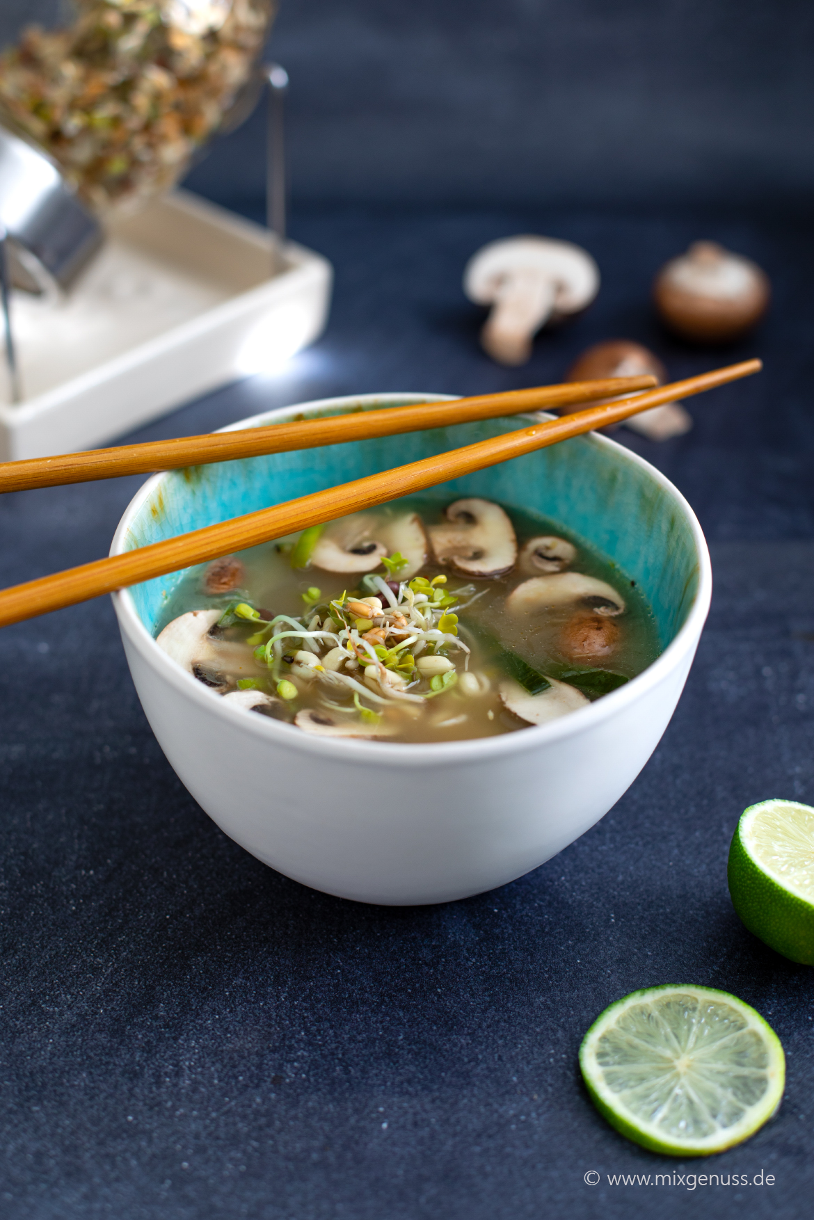 Zitronengras-Suppe: Asiatisch lecker!
