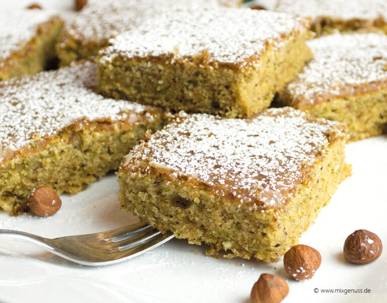 Saftiger Zucchinikuchen – MixGenuss Blog