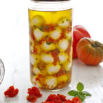 Mozzarellabaellchen_H Eingelegte Mozzarellabällchen