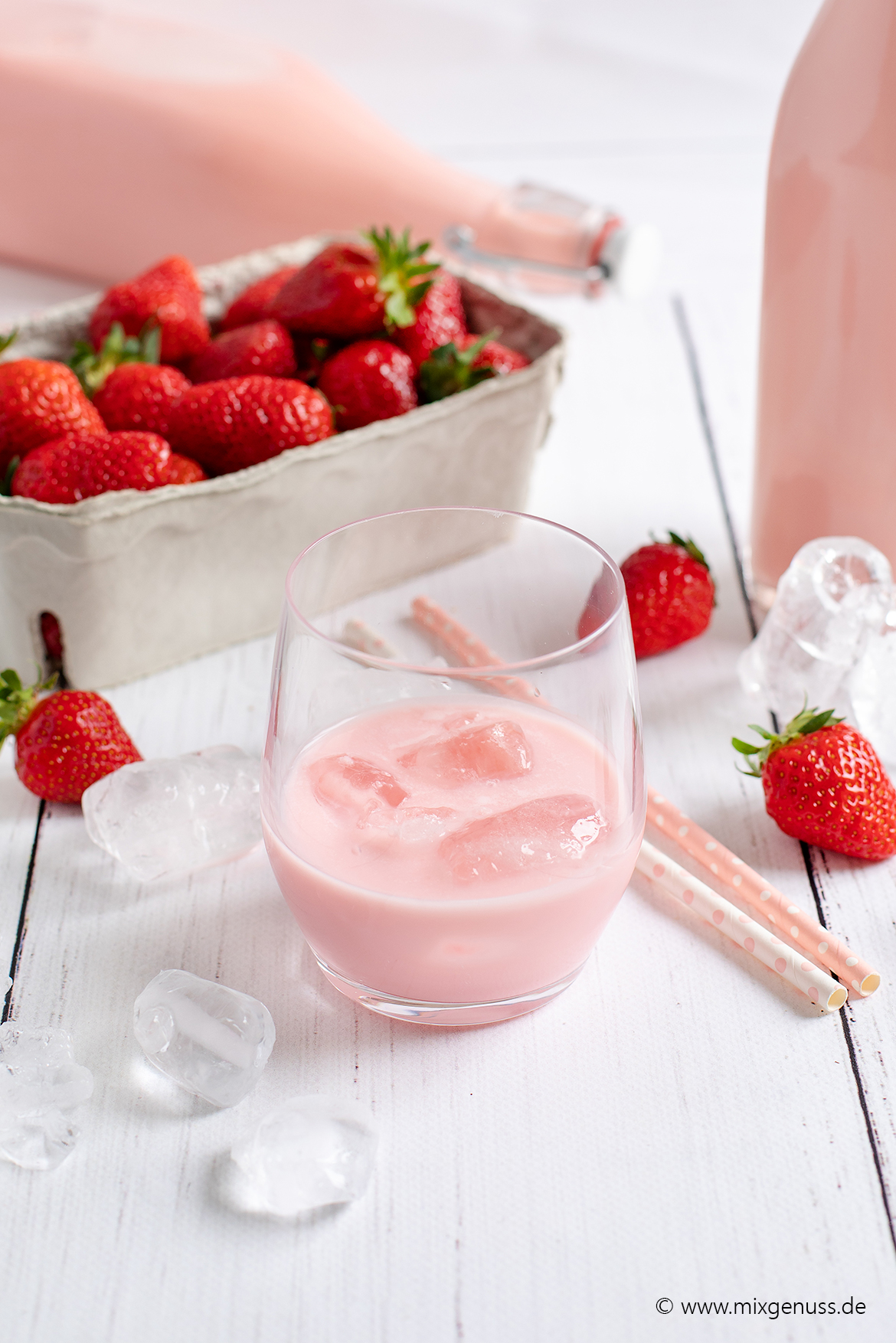 Strawberries & Cream Drink